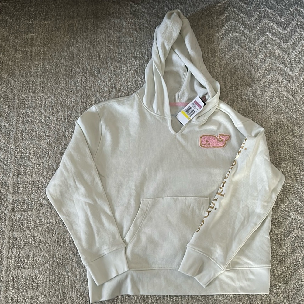 NWT Size Medium Girls Vineyard Vines Hoodie